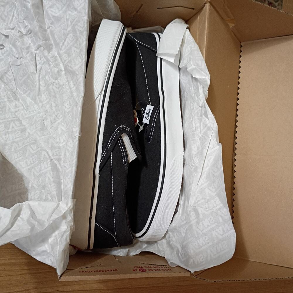 VANS Classic Slip-On lack True black Unisex Shoes men's 7 women's 8.5 - Picture 8 of 10